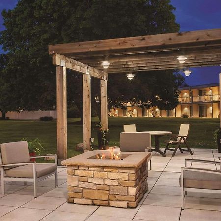 Country Inn & Suites By Radisson, Woodbury, Mn ภายนอก รูปภาพ