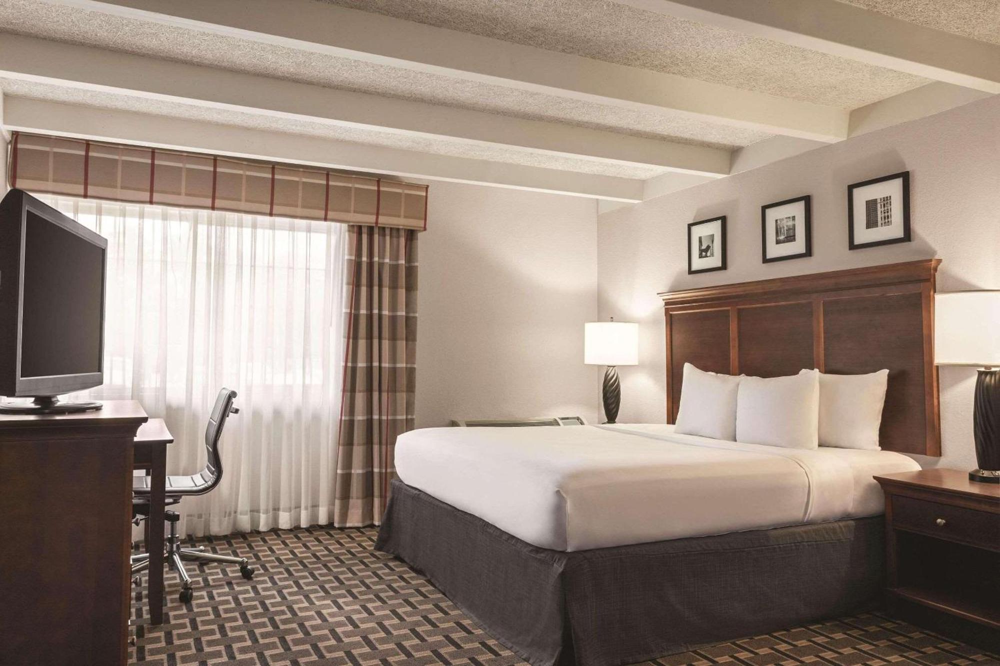 Country Inn & Suites By Radisson, Woodbury, Mn ภายนอก รูปภาพ