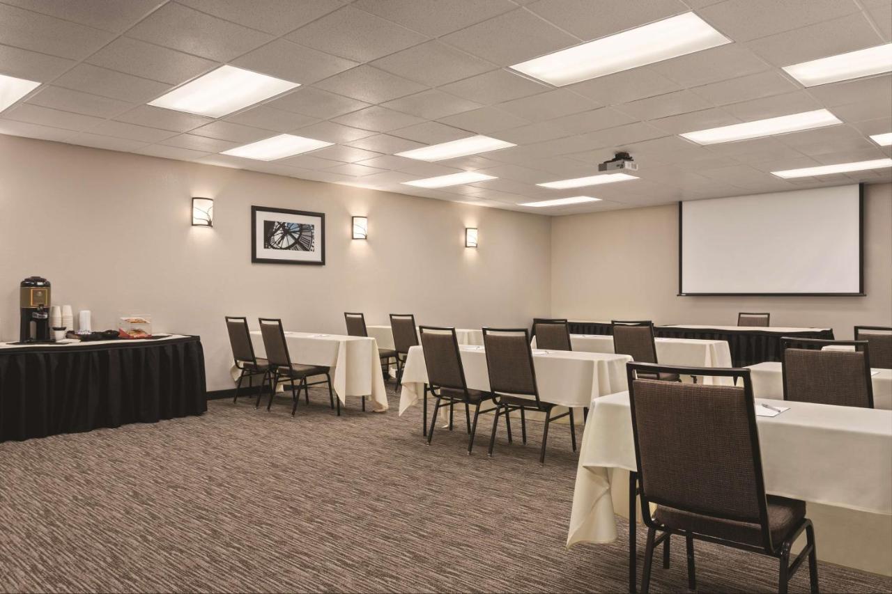 Country Inn & Suites By Radisson, Woodbury, Mn ภายนอก รูปภาพ